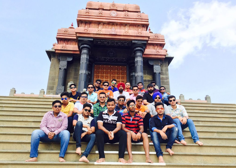 tour-img